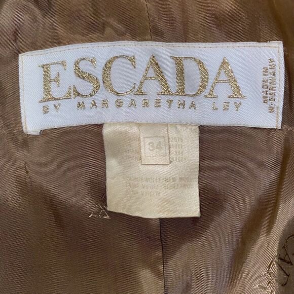 Vintage Escada Women’s Double Breast Blazer - Picture 4 of 4